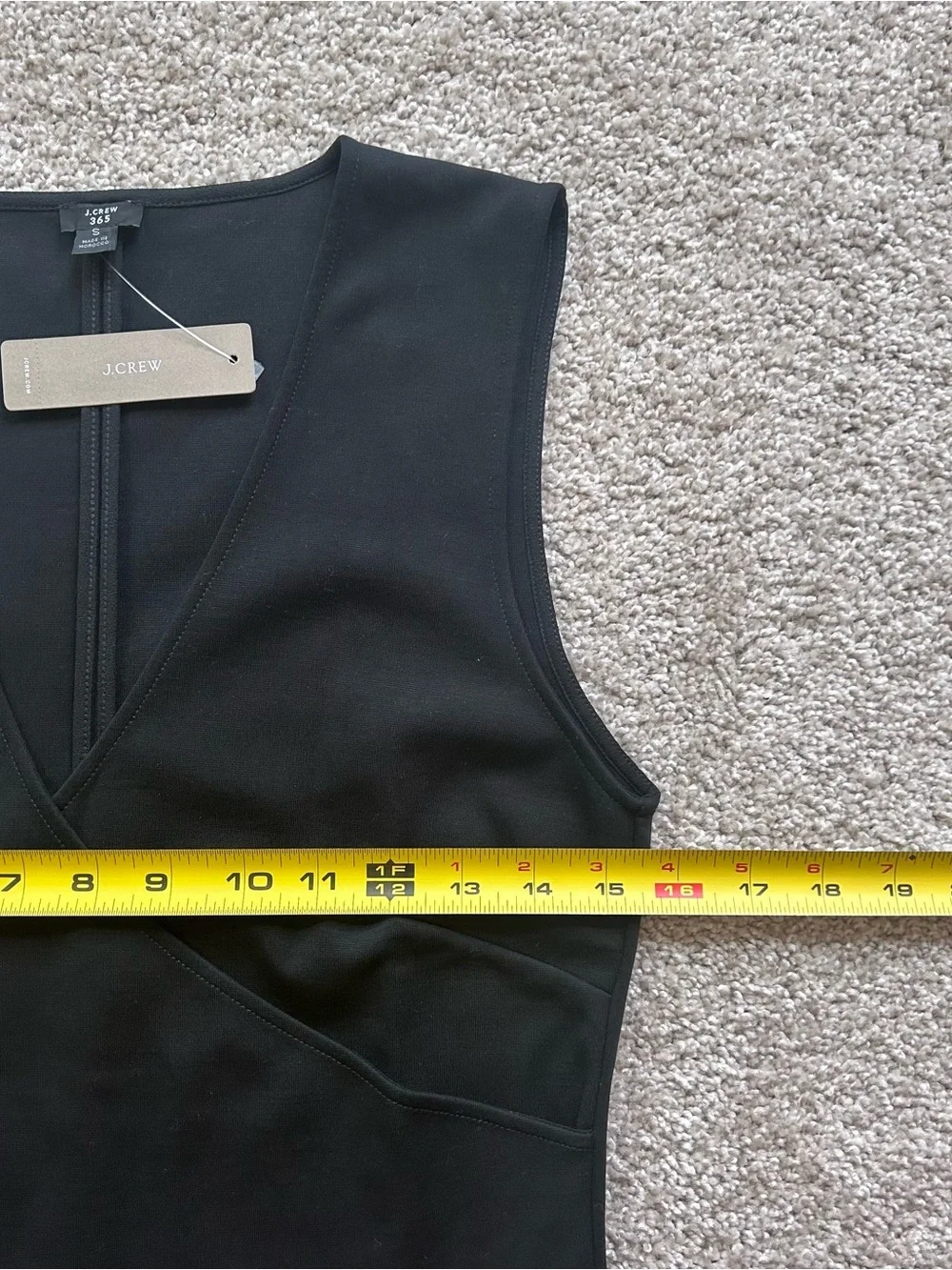 J. Crew 365 Black Sleeveless Faux-Wrap V-Neck Top Knit Tank Size Small NWT